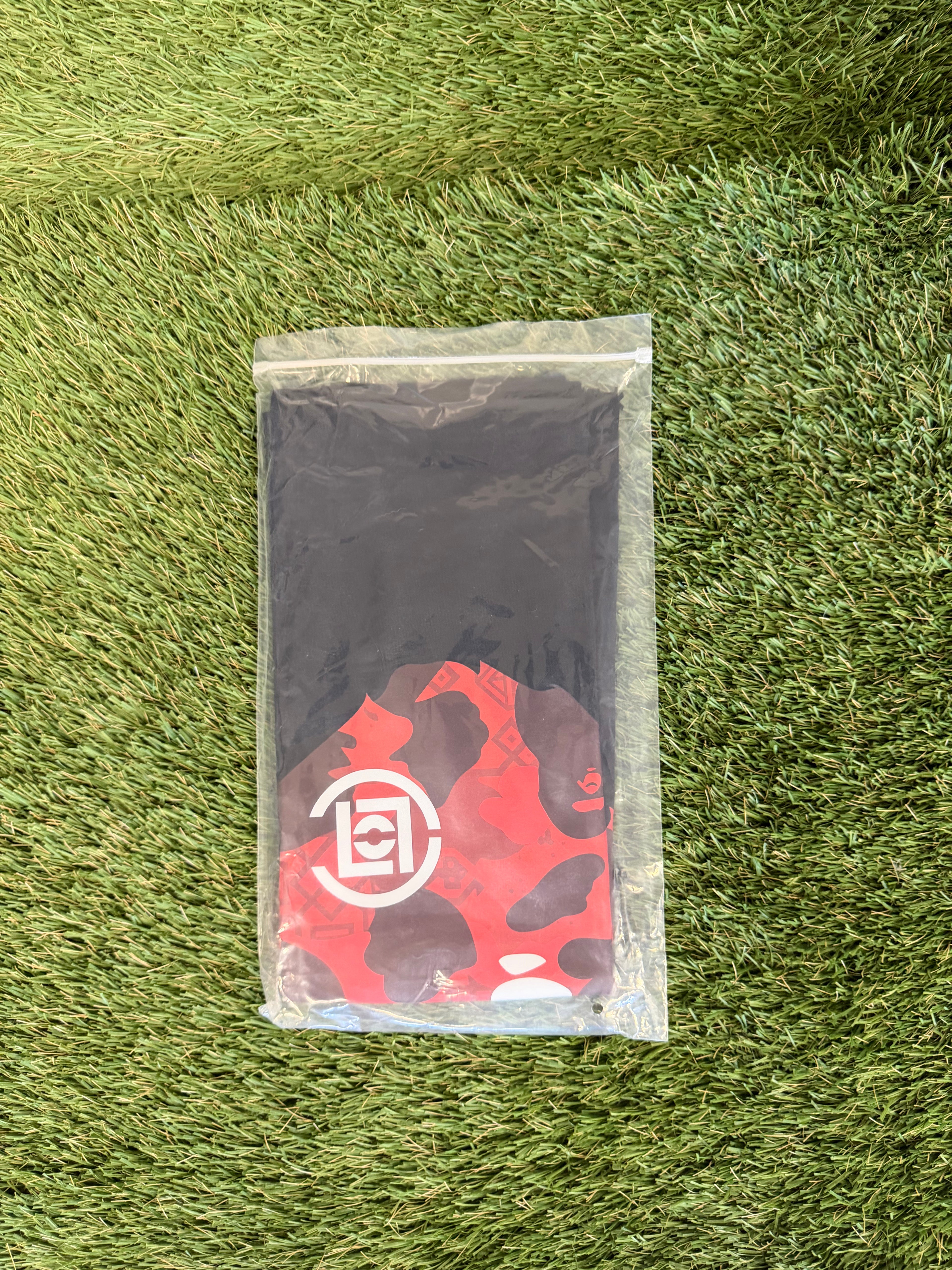 Red Black B8pe
