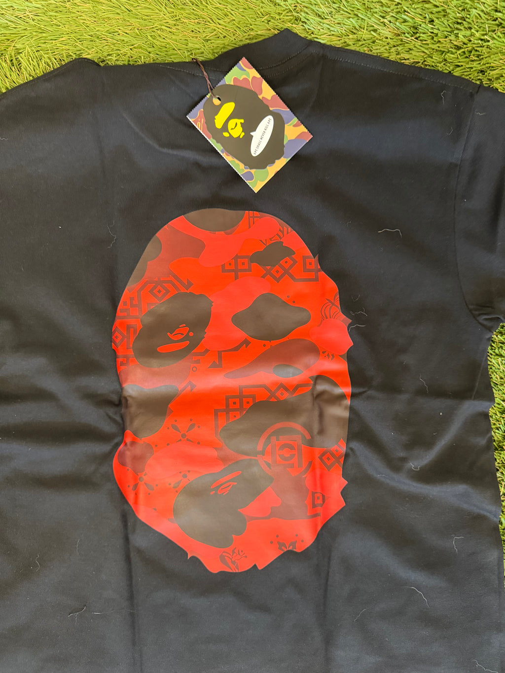 Red Black B8pe